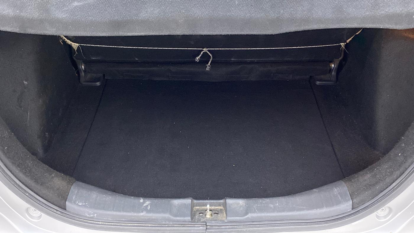 2018 Honda Jazz 1.2 V MT, Petrol, Manual, 35,099 km, Boot Inside
