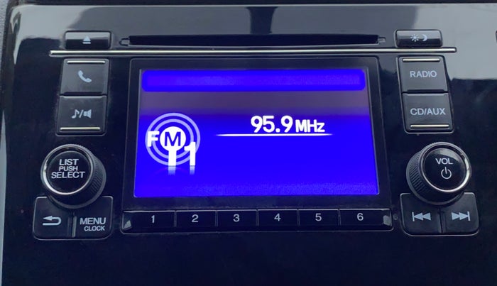 2018 Honda Jazz 1.2 V MT, Petrol, Manual, 35,099 km, Infotainment System