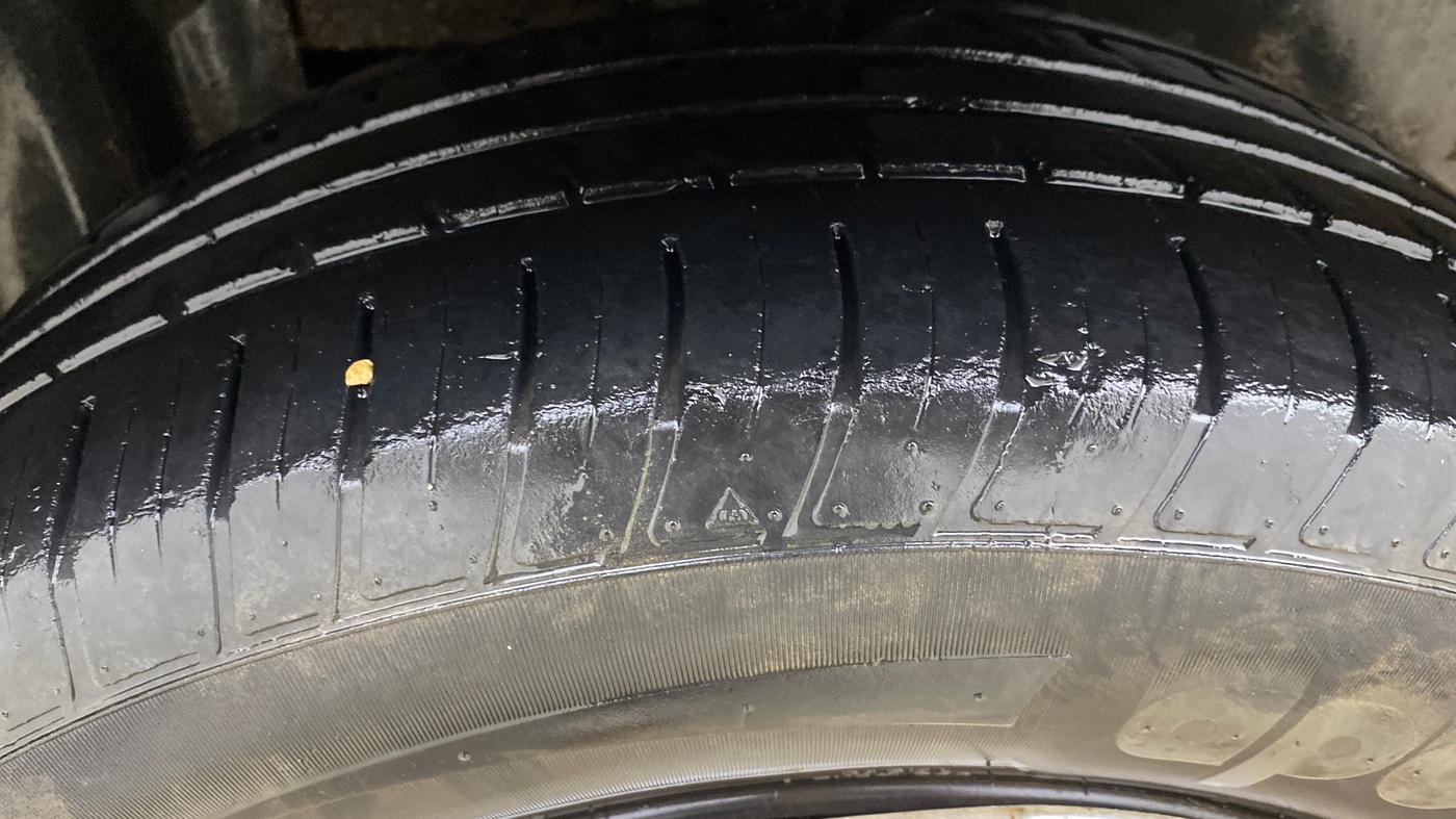 2019 Nissan Kicks XL 1.5, CNG, Manual, 55,560 km, Right Rear Tyre Tread