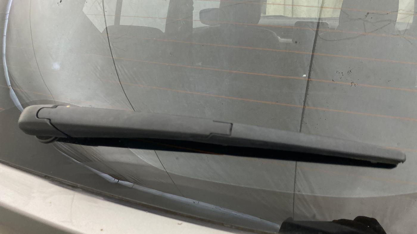 2024 Maruti IGNIS ZETA 1.2 AMT, Petrol, Automatic, 4,757 km, Rear Wiper