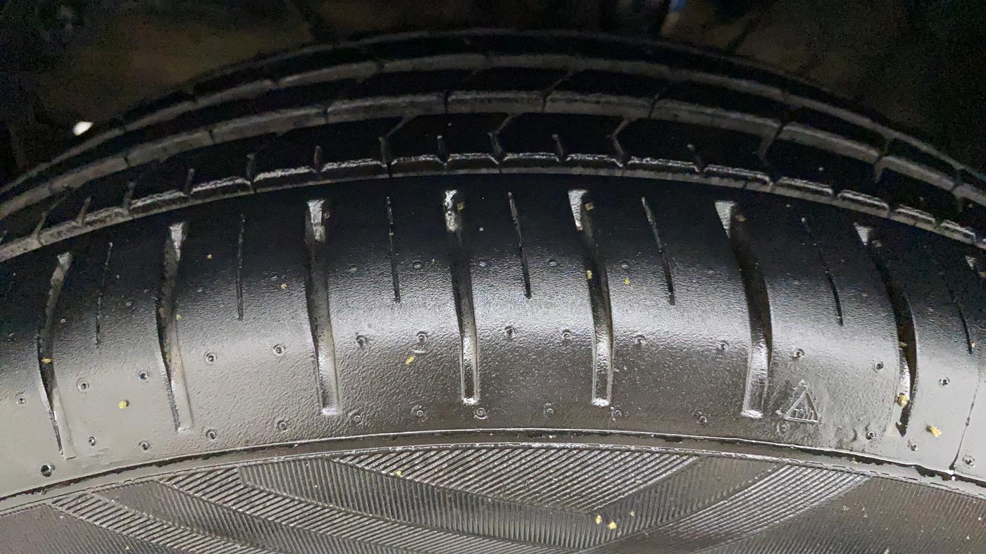 2021 Maruti Baleno ZETA PETROL 1.2, Petrol, Manual, 29,121 km, Left Front Tyre Tread