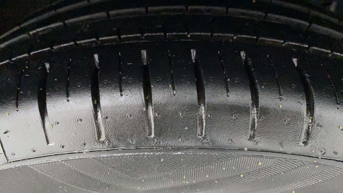 2021 Maruti Baleno ZETA PETROL 1.2, Petrol, Manual, 29,121 km, Right Front Tyre Tread