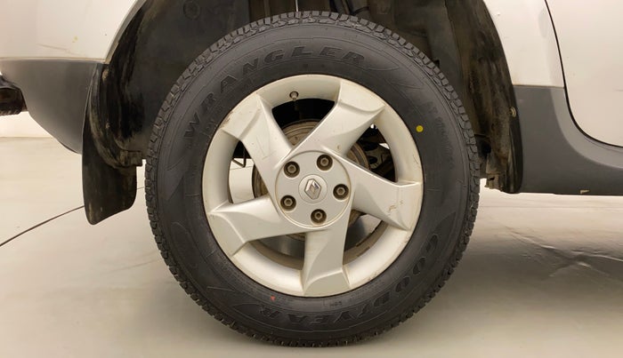 2013 Renault Duster 85 PS RXL DIESEL, Diesel, Manual, 88,754 km, Right Rear Wheel