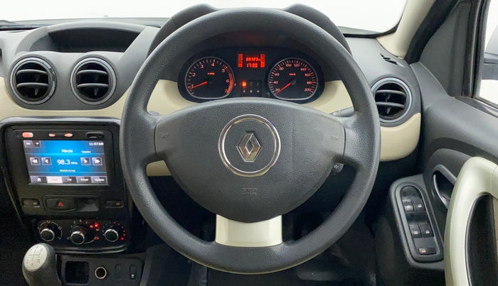 2013 Renault Duster 85 PS RXL DIESEL, Diesel, Manual, 88,754 km, Steering Wheel Close Up