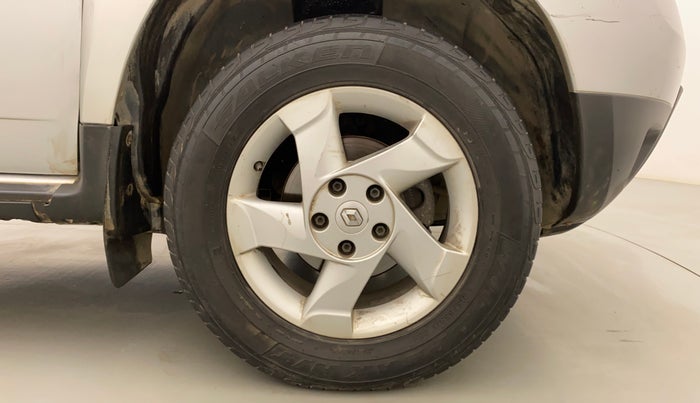 2013 Renault Duster 85 PS RXL DIESEL, Diesel, Manual, 88,754 km, Right Front Wheel