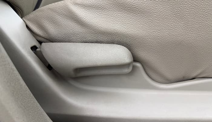 2017 Maruti Celerio ZXI AMT (O), Petrol, Automatic, 37,693 km, Driver Side Adjustment Panel