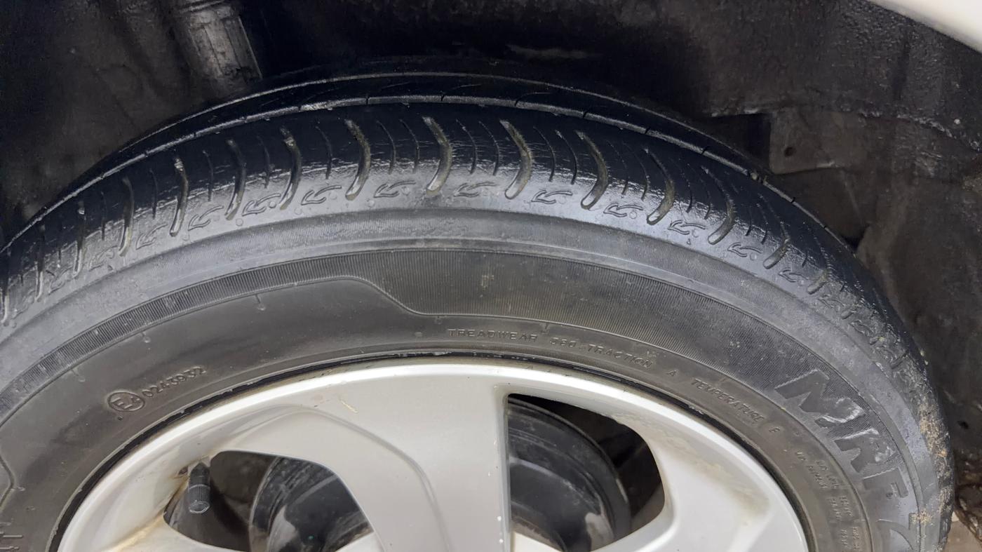 2015 Honda City 1.5L I-VTEC V MT, Petrol, Manual, 79,771 km, Right Rear Tyre Tread