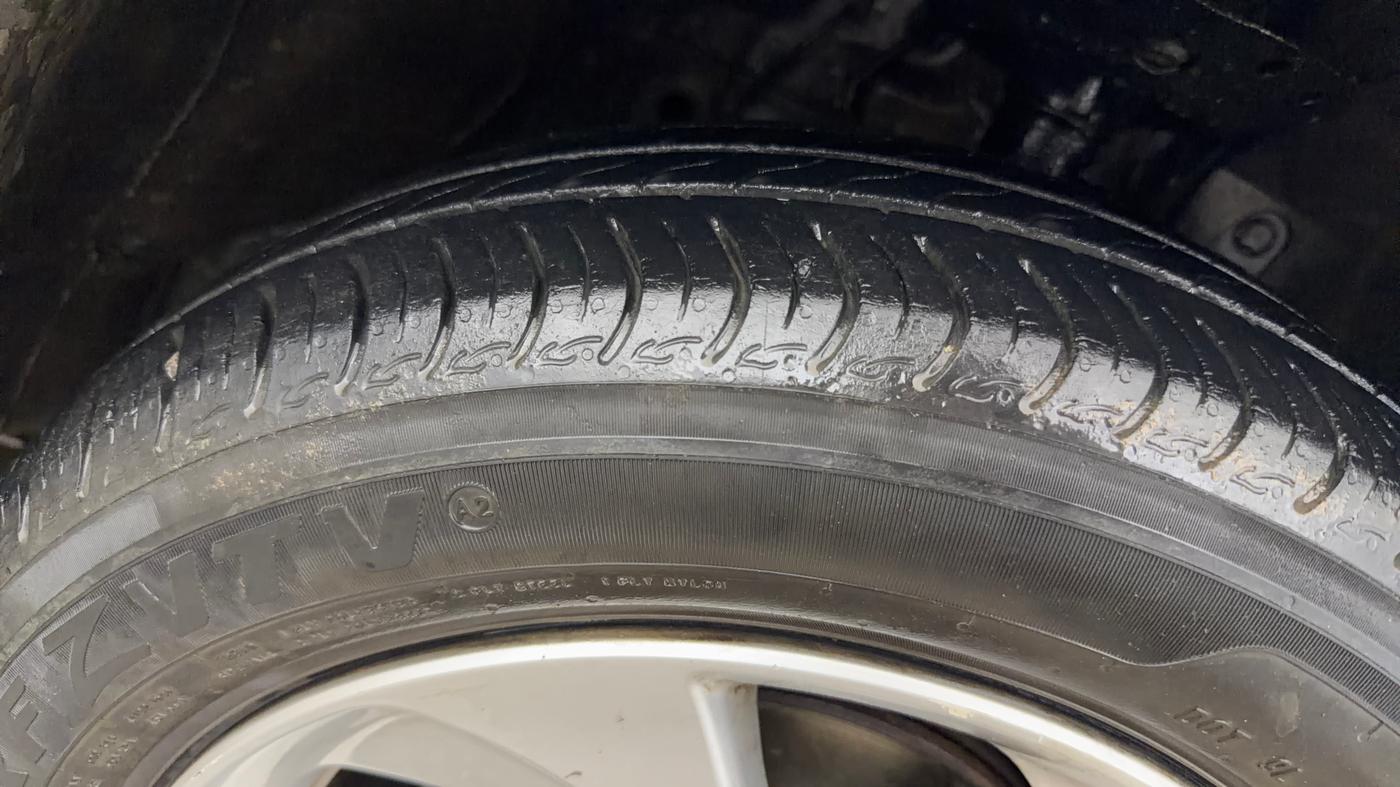2015 Honda City 1.5L I-VTEC V MT, Petrol, Manual, 79,771 km, Right Front Tyre Tread