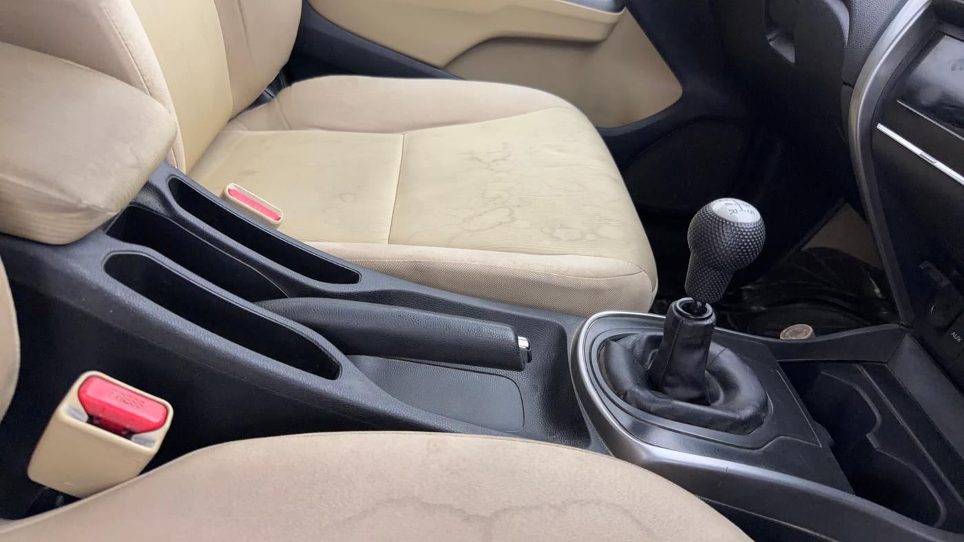 2015 Honda City 1.5L I-VTEC V MT, Petrol, Manual, 79,771 km, Gear Lever