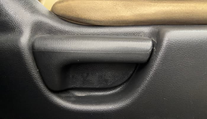 2015 Honda City 1.5L I-VTEC V MT, Petrol, Manual, 79,771 km, Driver Side Adjustment Panel