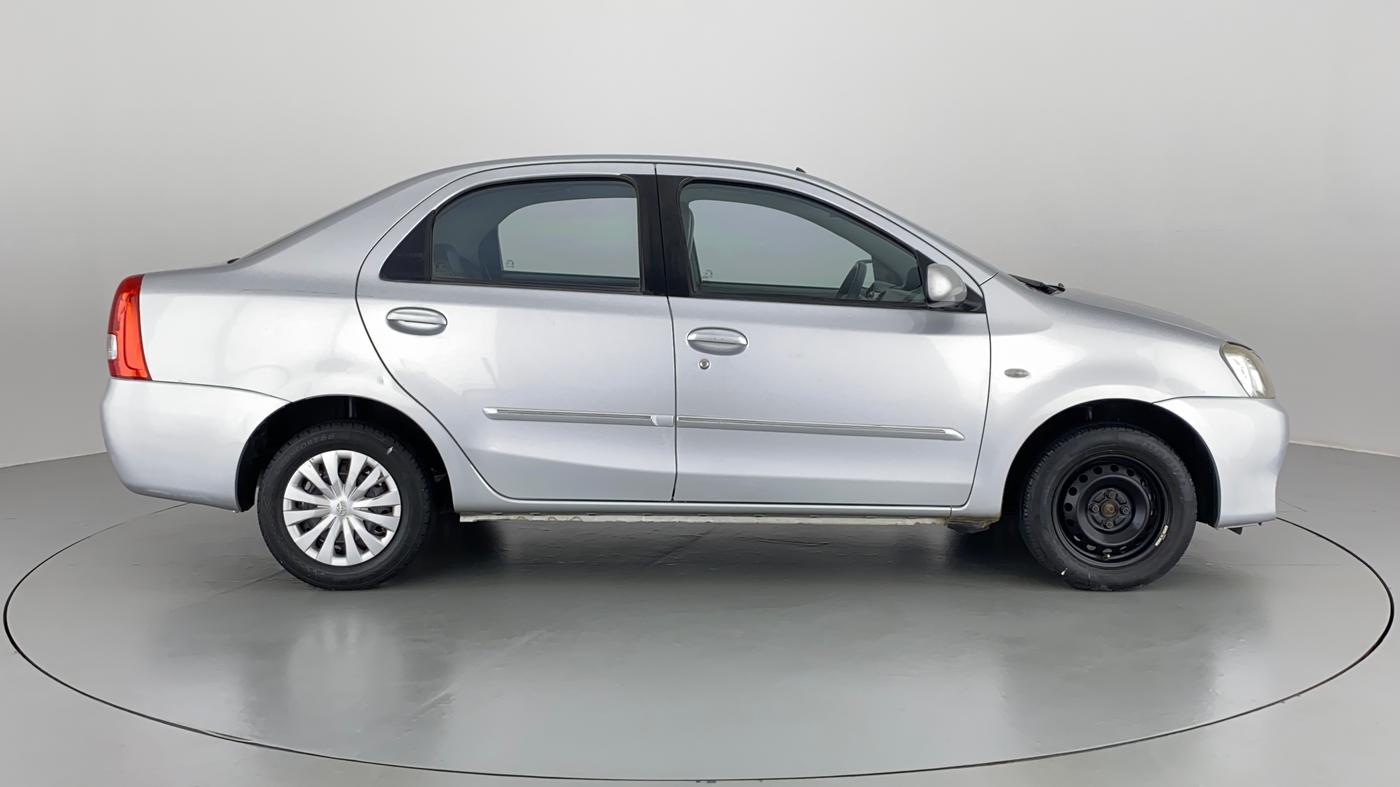 2011 Toyota Etios G, Petrol, Manual, 81,055 km, Right Side View