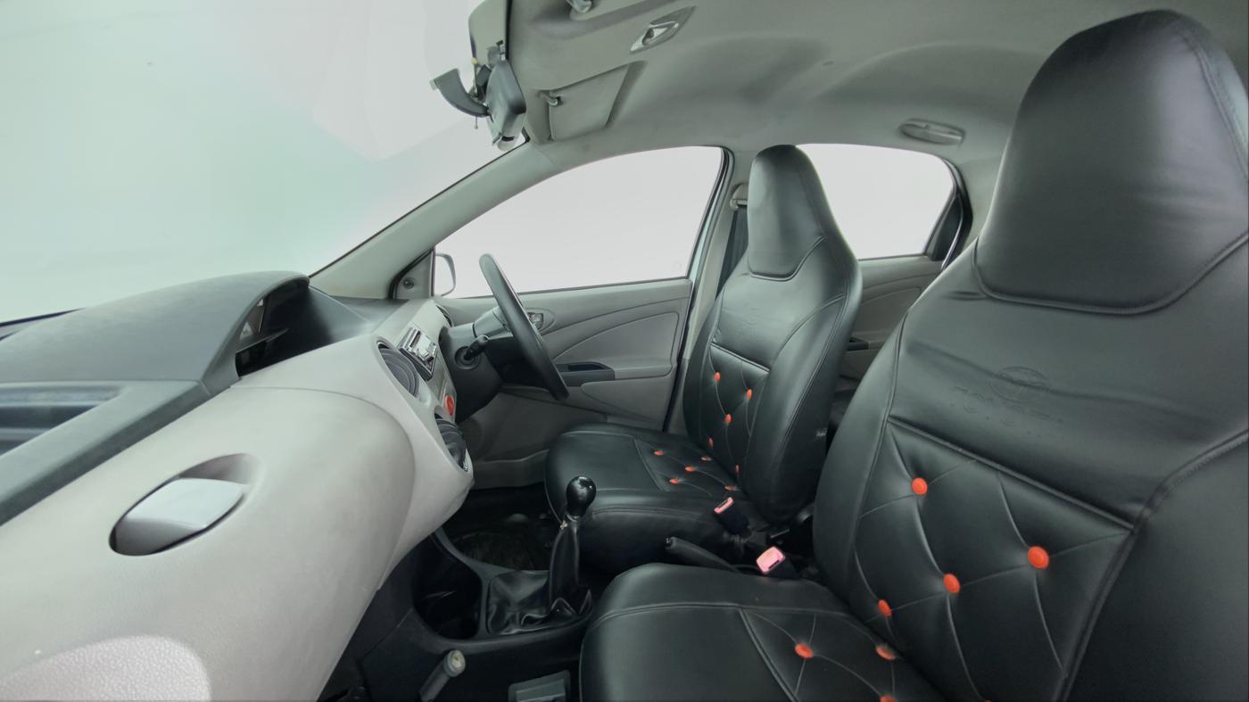 2011 Toyota Etios G, Petrol, Manual, 81,055 km, Right Side Front Door Cabin