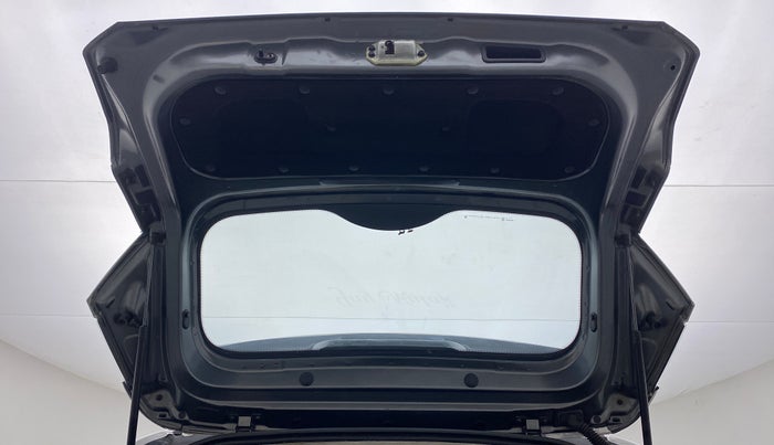 2020 Tata NEXON XM SUNROOF DIESEL, Diesel, Manual, 93,639 km, Boot Door Open