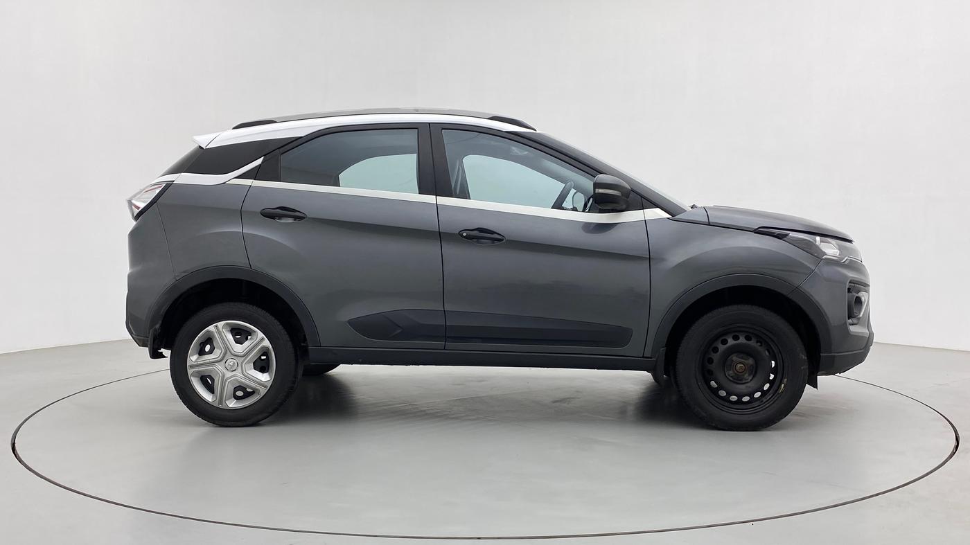 2020 Tata NEXON XM SUNROOF DIESEL, Diesel, Manual, 93,639 km, Right Side View