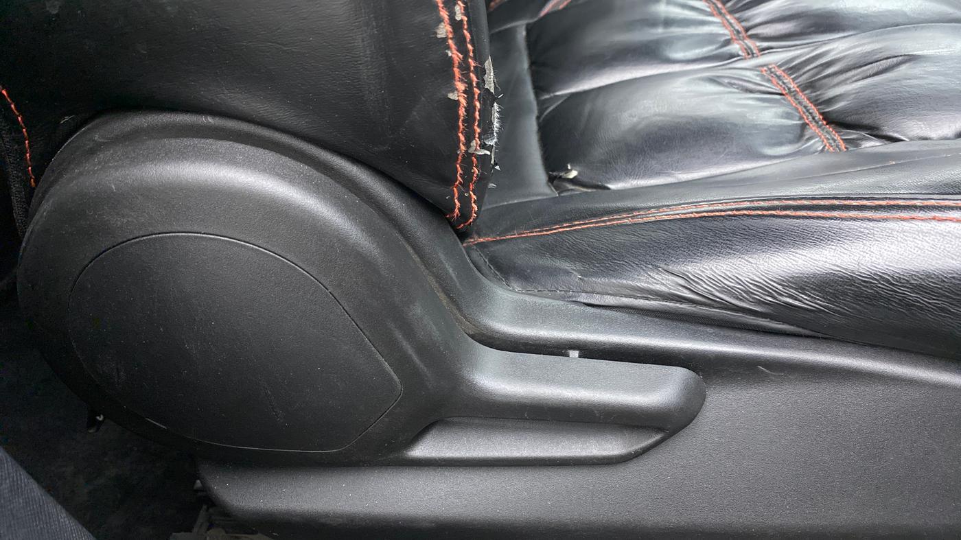2020 Tata NEXON XM SUNROOF DIESEL, Diesel, Manual, 93,639 km, Driver Side Adjustment Panel