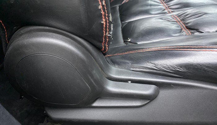 2020 Tata NEXON XM SUNROOF DIESEL, Diesel, Manual, 93,639 km, Driver Side Adjustment Panel