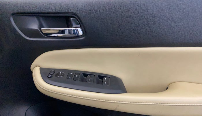 2020 Honda City 1.5L I-VTEC ZX, Petrol, Manual, 37,468 km, Driver Side Door Panels Control