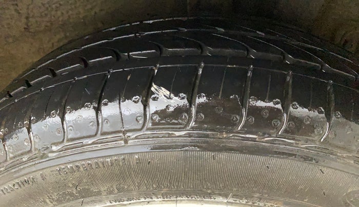 2014 Hyundai Grand i10 ASTA 1.2 KAPPA VTVT, Petrol, Manual, 42,316 km, Left Rear Tyre Tread