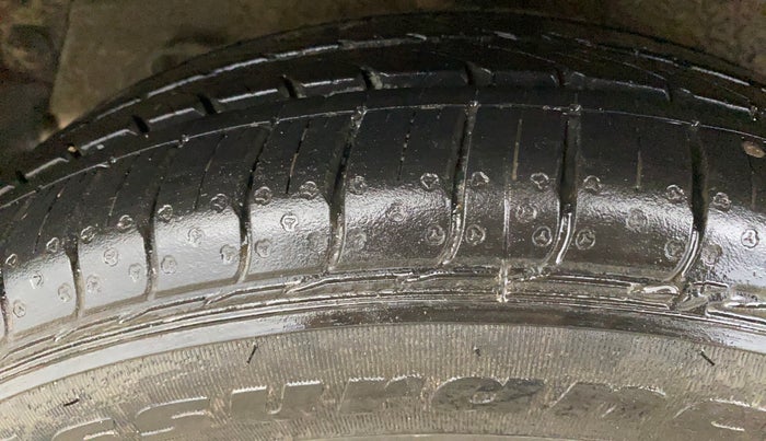 2014 Hyundai Grand i10 ASTA 1.2 KAPPA VTVT, Petrol, Manual, 42,316 km, Right Rear Tyre Tread