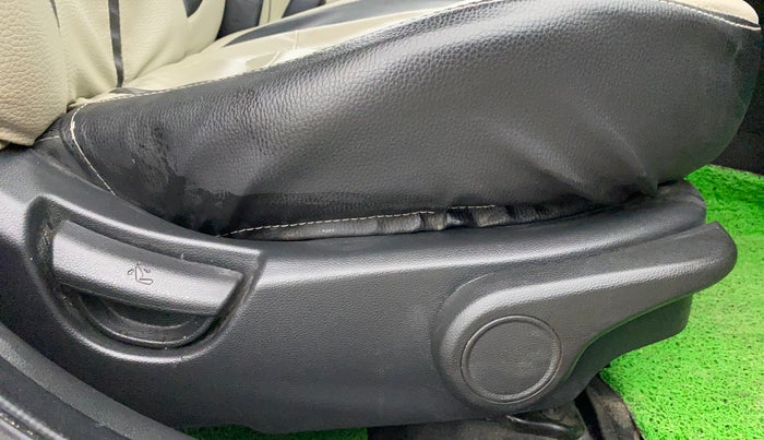 2014 Hyundai Grand i10 ASTA 1.2 KAPPA VTVT, Petrol, Manual, 42,316 km, Driver Side Adjustment Panel