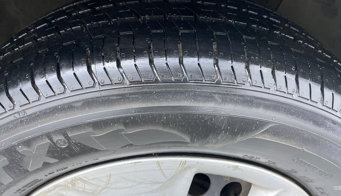 2015 Hyundai Creta 1.6 S, Petrol, Manual, 61,424 km, Right Front Tyre Tread