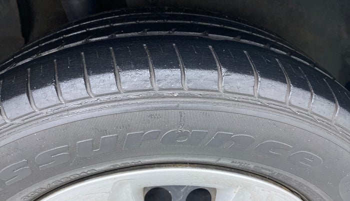 2015 Hyundai Creta 1.6 S, Petrol, Manual, 61,424 km, Right Rear Tyre Tread