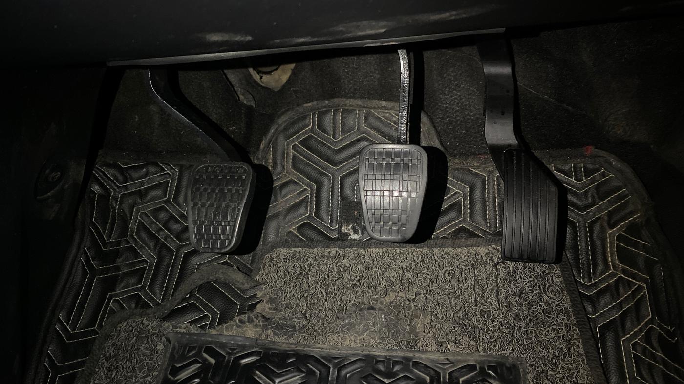 2022 Tata NEXON XZ PLUS (O) DIESEL DARK EDITION, Diesel, Manual, 61,670 km, Pedals