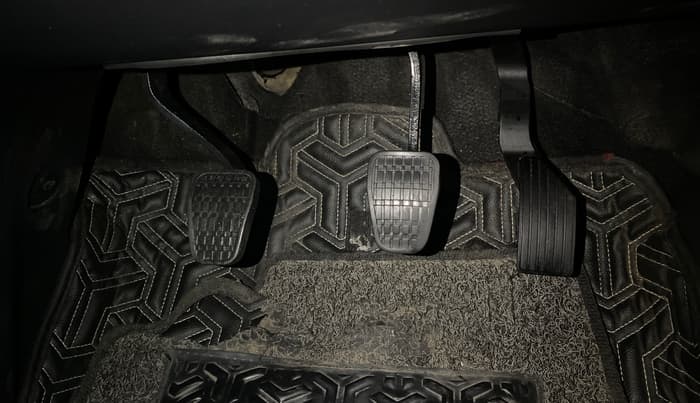 2022 Tata NEXON XZ PLUS (O) DIESEL DARK EDITION, Diesel, Manual, 61,670 km, Pedals