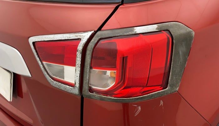 2018 Maruti Vitara Brezza VDI, Diesel, Manual, 66,135 km, Right tail light - Chrome has minor damage