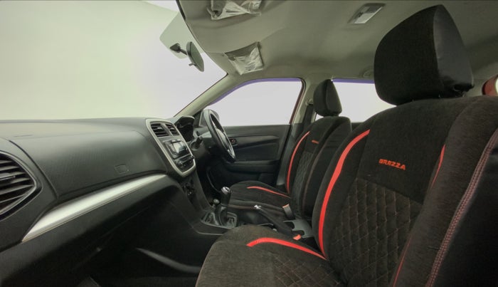 2018 Maruti Vitara Brezza VDI, Diesel, Manual, 66,135 km, Right Side Front Door Cabin