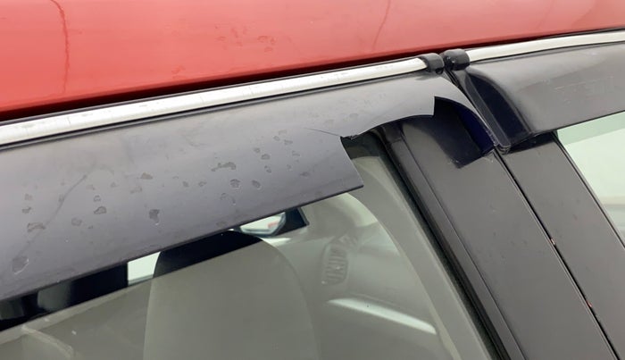 2018 Maruti Vitara Brezza VDI, Diesel, Manual, 66,135 km, Right rear door - Door visor damaged