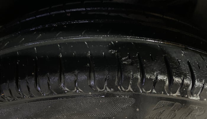 2017 Maruti Dzire VDI AMT, Diesel, Automatic, 58,029 km, Left Rear Tyre Tread