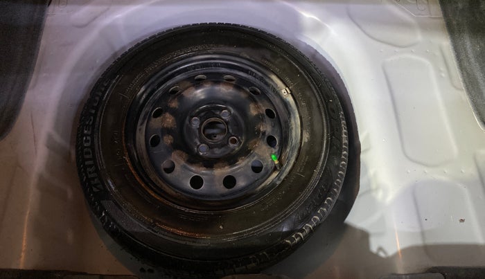 2017 Maruti Dzire VDI AMT, Diesel, Automatic, 58,029 km, Spare Tyre