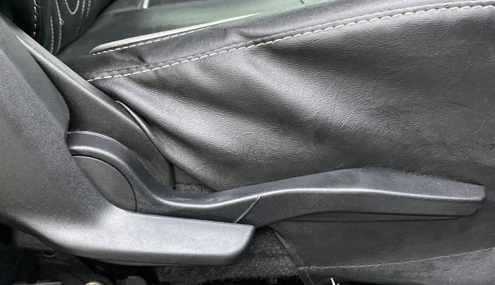 2019 Maruti Baleno ALPHA PETROL 1.2, Petrol, Manual, 28,396 km, Driver Side Adjustment Panel