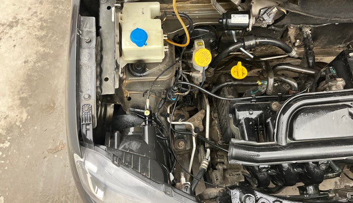 2016 Renault Kwid RXT 1.0, Petrol, Manual, 60,116 km, Engine View - Right