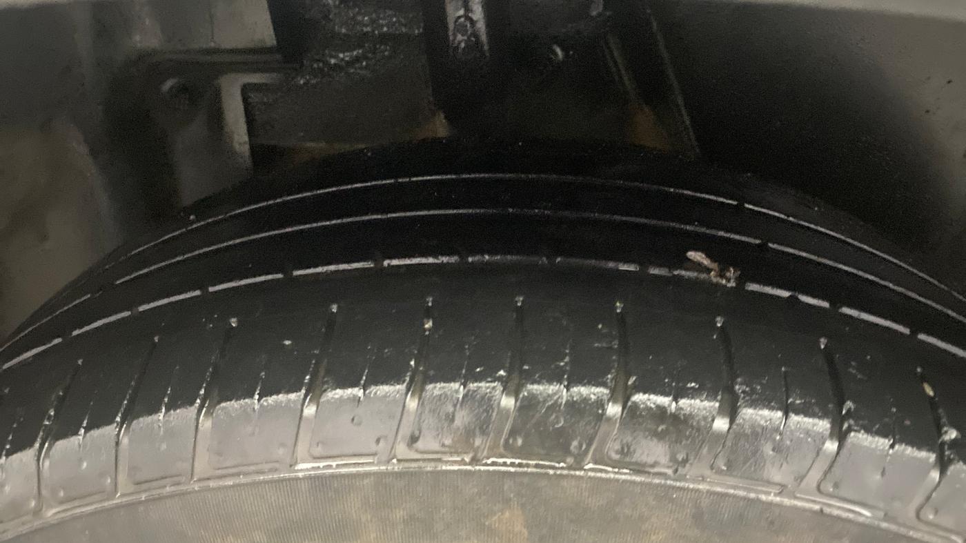 2019 Nissan Kicks XV 1.5, Petrol, Manual, 47,427 km, Right Rear Tyre Tread