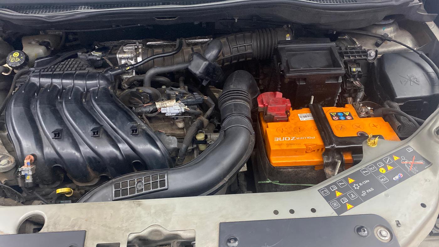 2019 Nissan Kicks XV 1.5, Petrol, Manual, 47,427 km, Engine View - Left