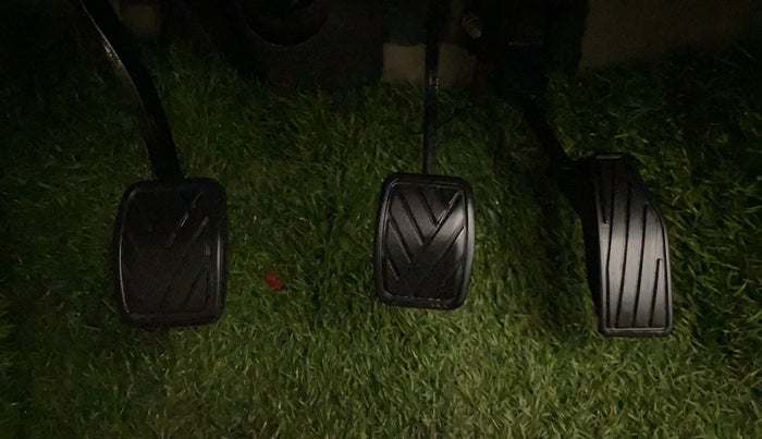 2023 Maruti Dzire ZXI, Petrol, Manual, 46,519 km, Pedals