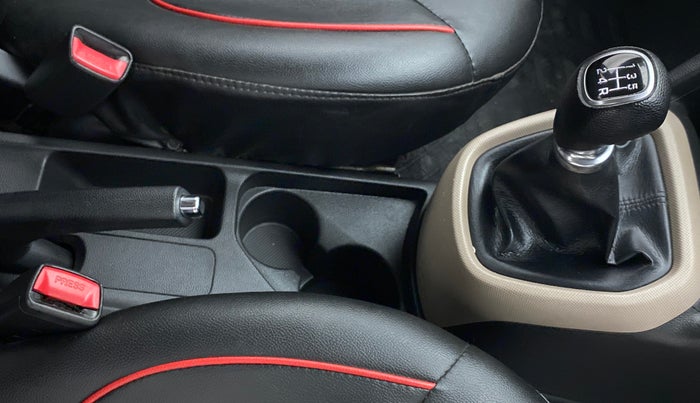 2018 Hyundai Grand i10 SPORTZ O 1.2, Petrol, Manual, 23,976 km, Gear Lever
