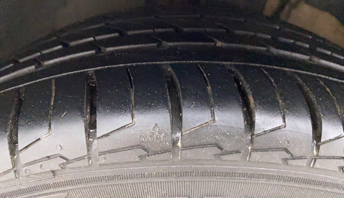 2019 Volkswagen Ameo HIGHLINE PLUS DSG 1.5, Diesel, Automatic, 59,657 km, Left Front Tyre Tread