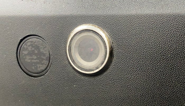 2019 Renault TRIBER RXT, Petrol, Manual, 31,668 km, Parking Camera