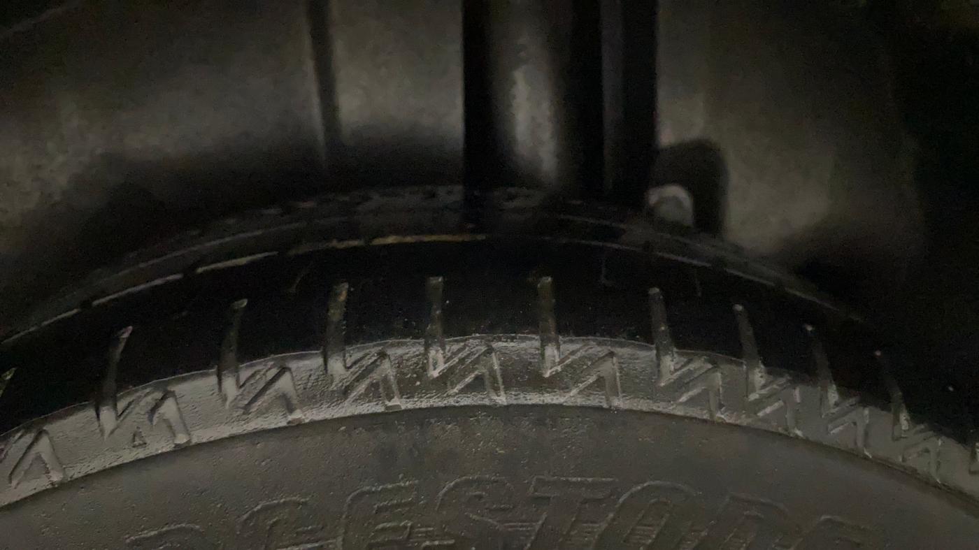 2015 Maruti Ertiga VXI, Petrol, Manual, 54,774 km, Left Rear Tyre Tread