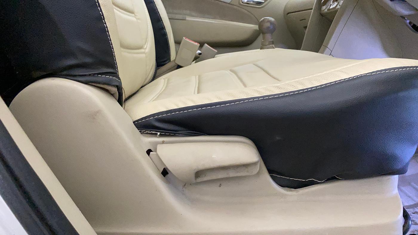 2015 Maruti Ertiga VXI, Petrol, Manual, 54,774 km, Driver Side Adjustment Panel