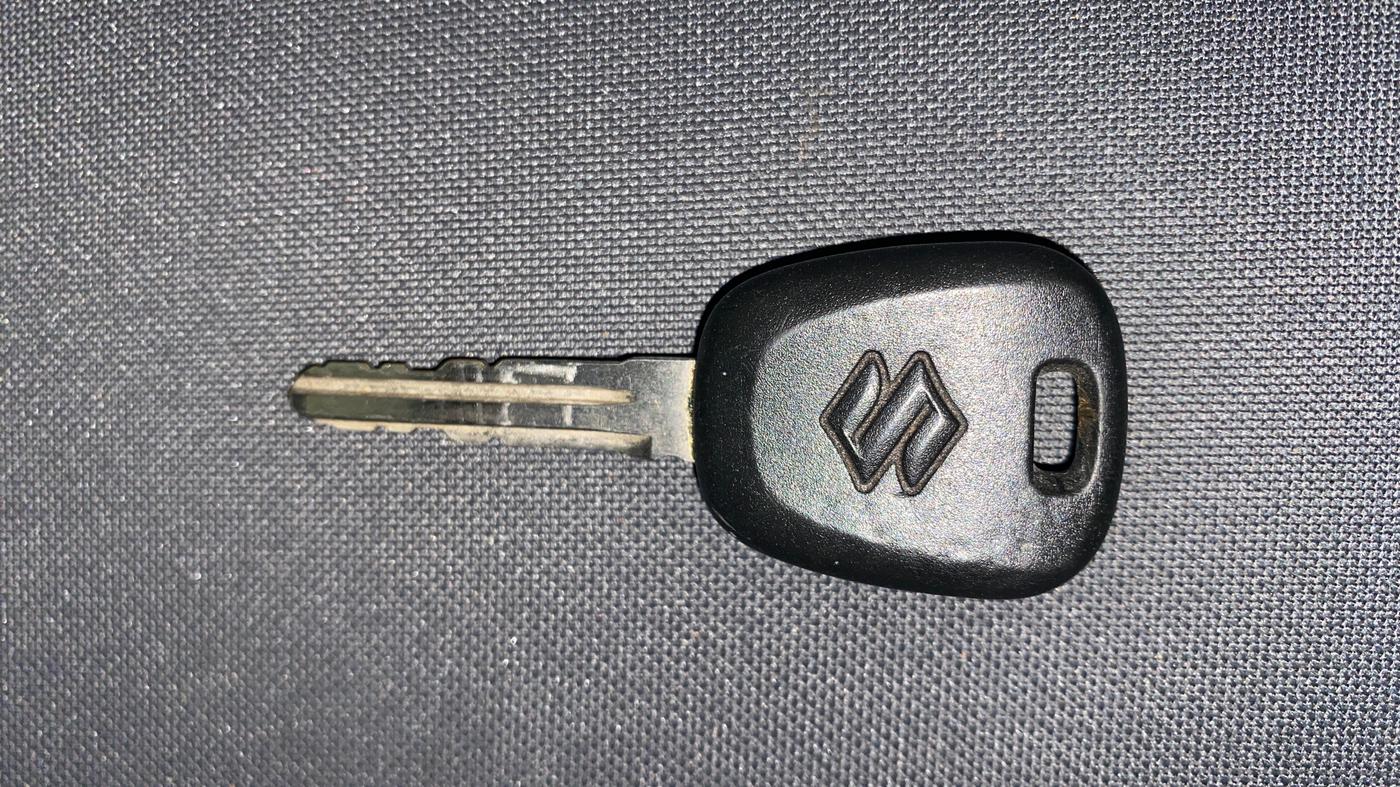2017 Maruti Alto 800 LXI, Petrol, Manual, 29,811 km, Key Close Up