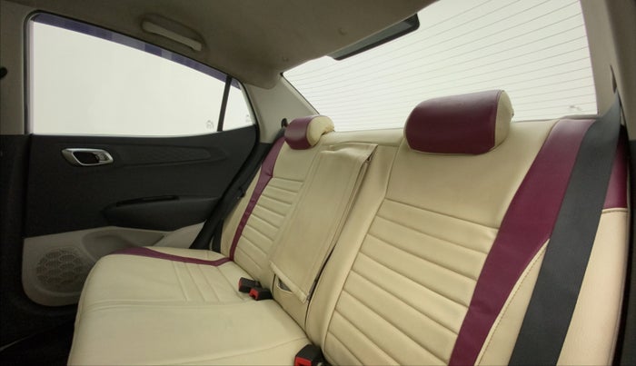2020 Hyundai AURA SX PLUS 1.2 AMT, Petrol, Automatic, 41,470 km, Right Side Rear Door Cabin