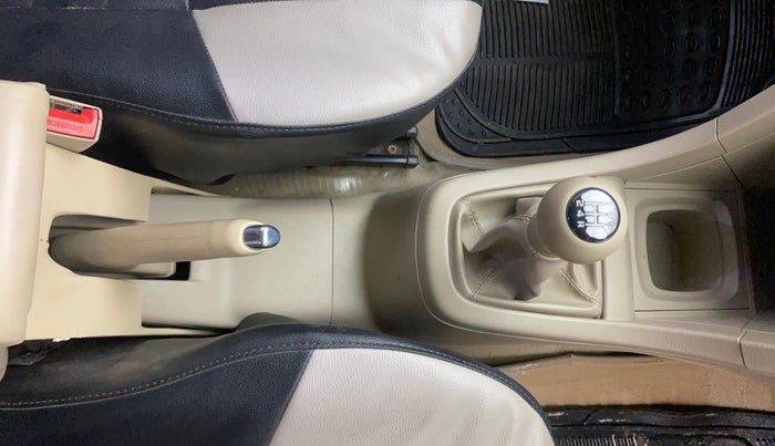 2014 Maruti Ertiga VDI, Diesel, Manual, 64,030 km, Gear Lever