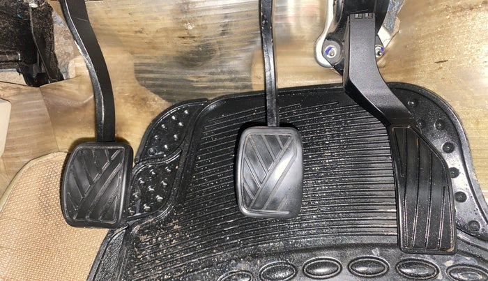 2014 Maruti Ertiga VDI, Diesel, Manual, 64,030 km, Pedals