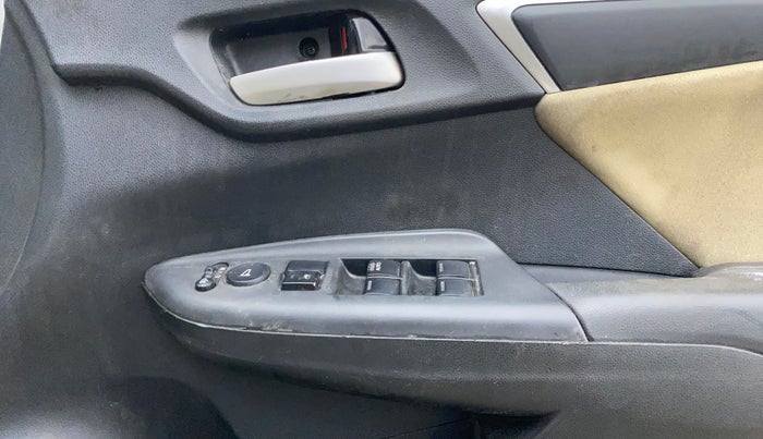 2015 Honda Jazz 1.2L I-VTEC V, Petrol, Manual, 95,256 km, Driver Side Door Panels Control