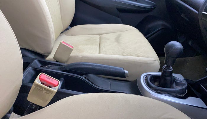 2015 Honda Jazz 1.2L I-VTEC V, Petrol, Manual, 95,256 km, Gear Lever