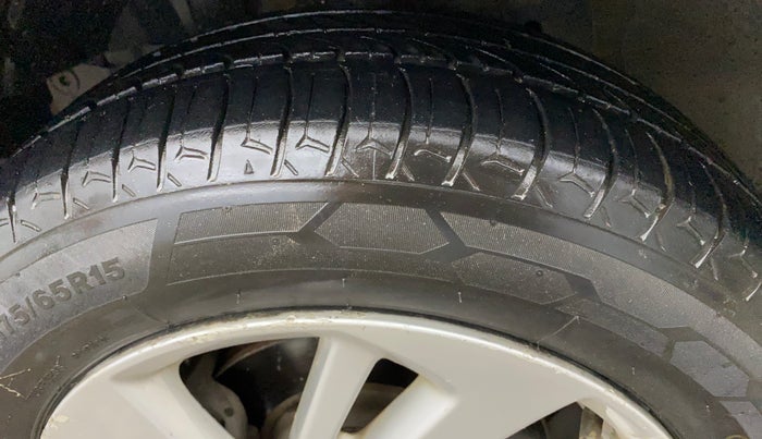 2015 Honda Jazz 1.2L I-VTEC V, Petrol, Manual, 95,256 km, Left Front Tyre Tread